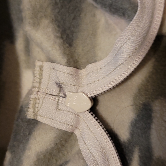 Place Girl's Camo Fleece Pullover - Picture 7 of 7